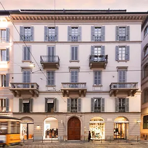 Domya - Manzoni 25 , Milano Italia
